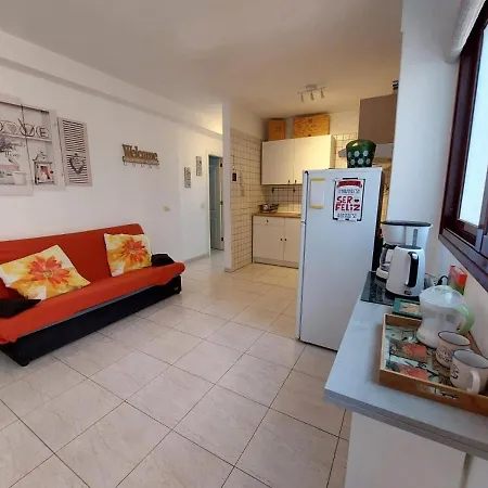 Διαμέρισμα Casamaui Wi Fi And Smart Tv Private Garage